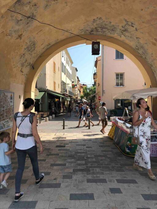 Old Antibes, One Bed App, In Front Of The Port! Διαμέρισμα Εξωτερικό φωτογραφία